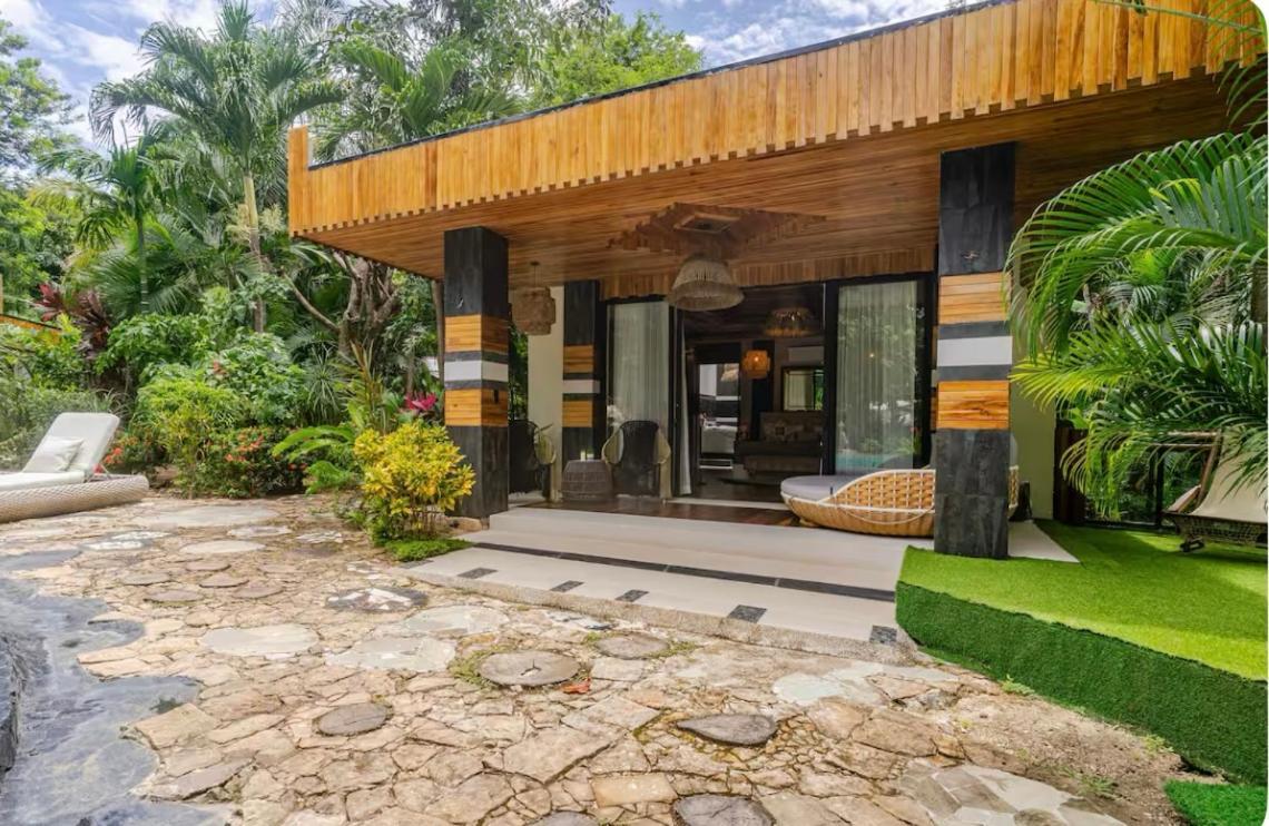 Ocho Artisan Hotel