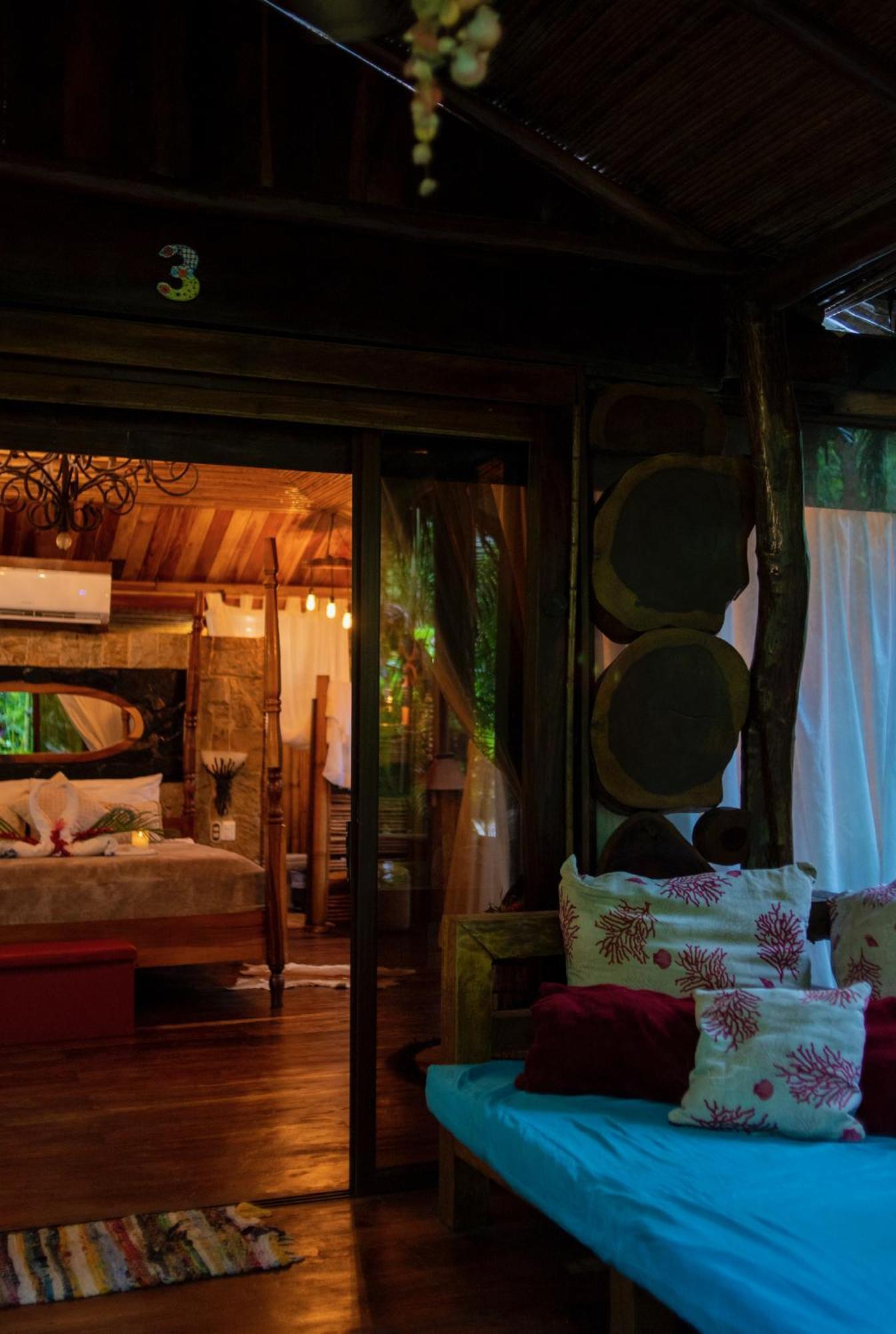 Ocho Artisan Hotel Tamarindo