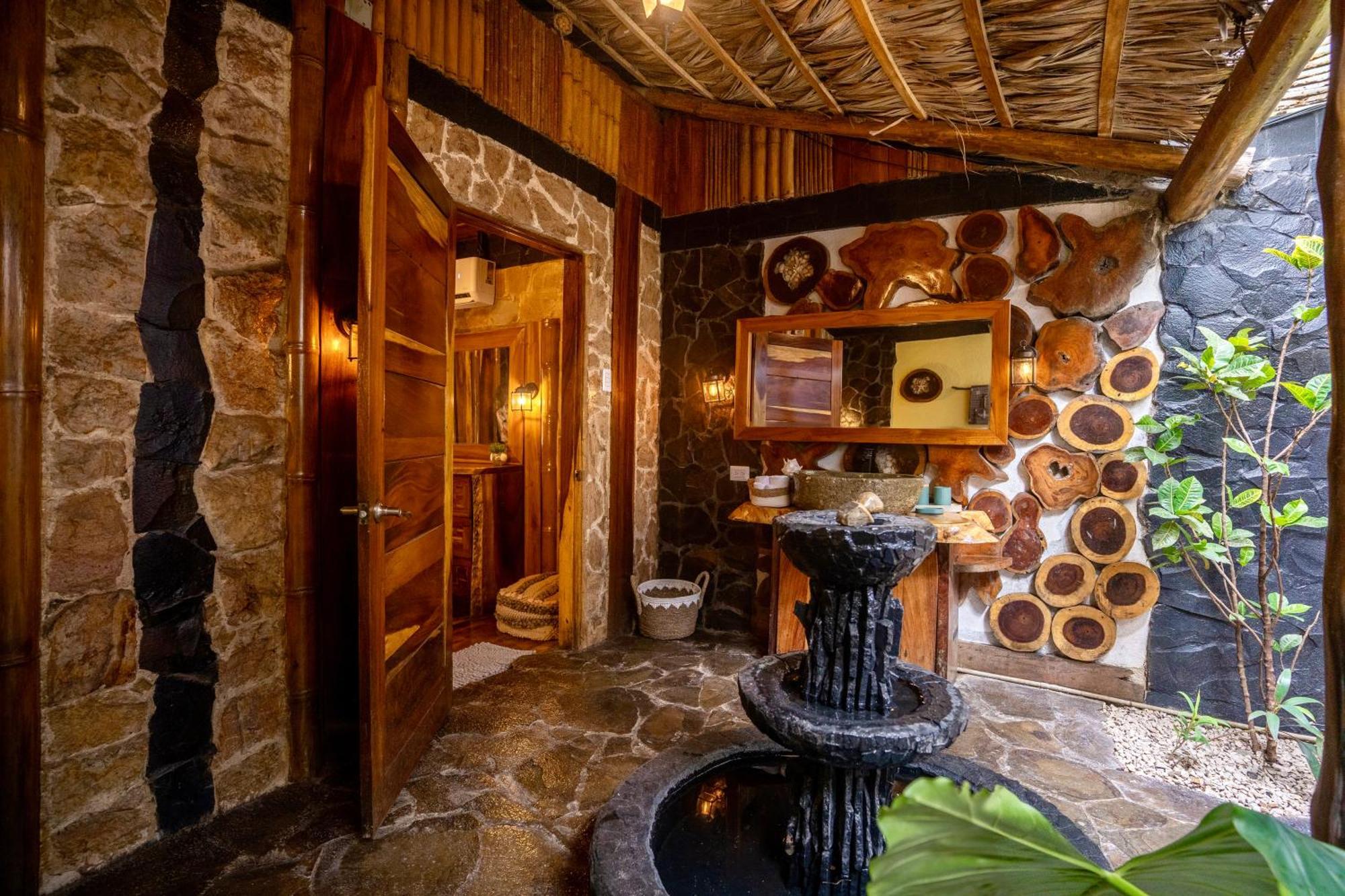 Ocho Artisan Hotel 5*