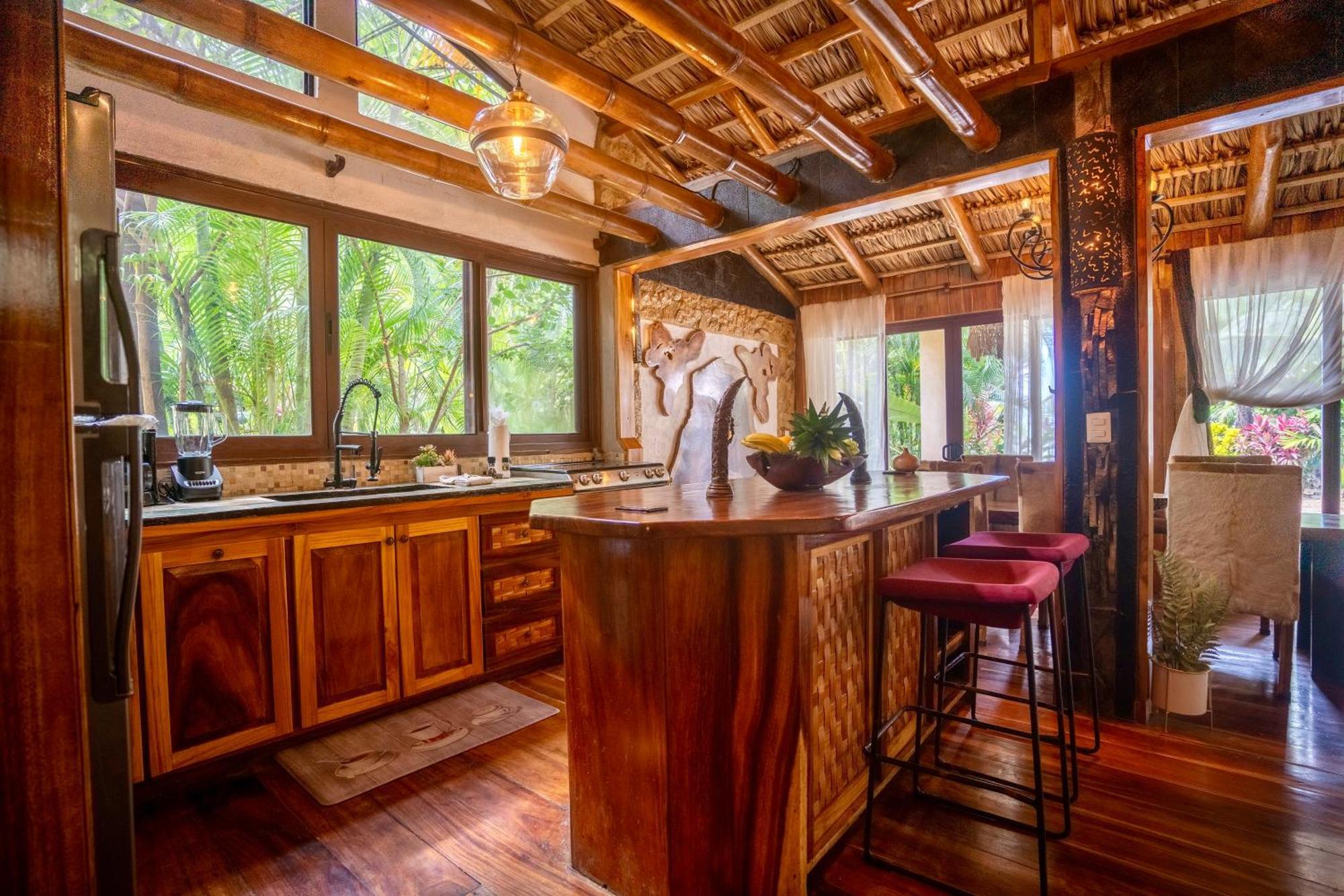 Ocho Artisan Tamarindo